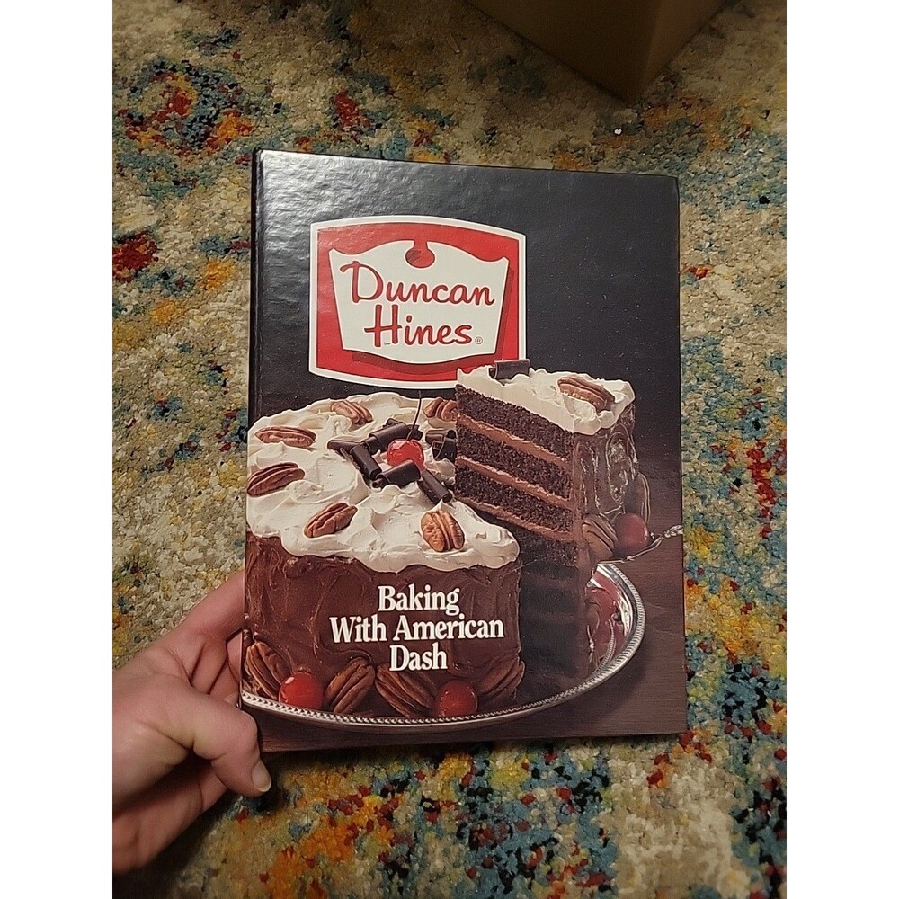 Duncan Hines Cookbook VTG 1982 Baking With American Dash Dessert 3-Ring Binder